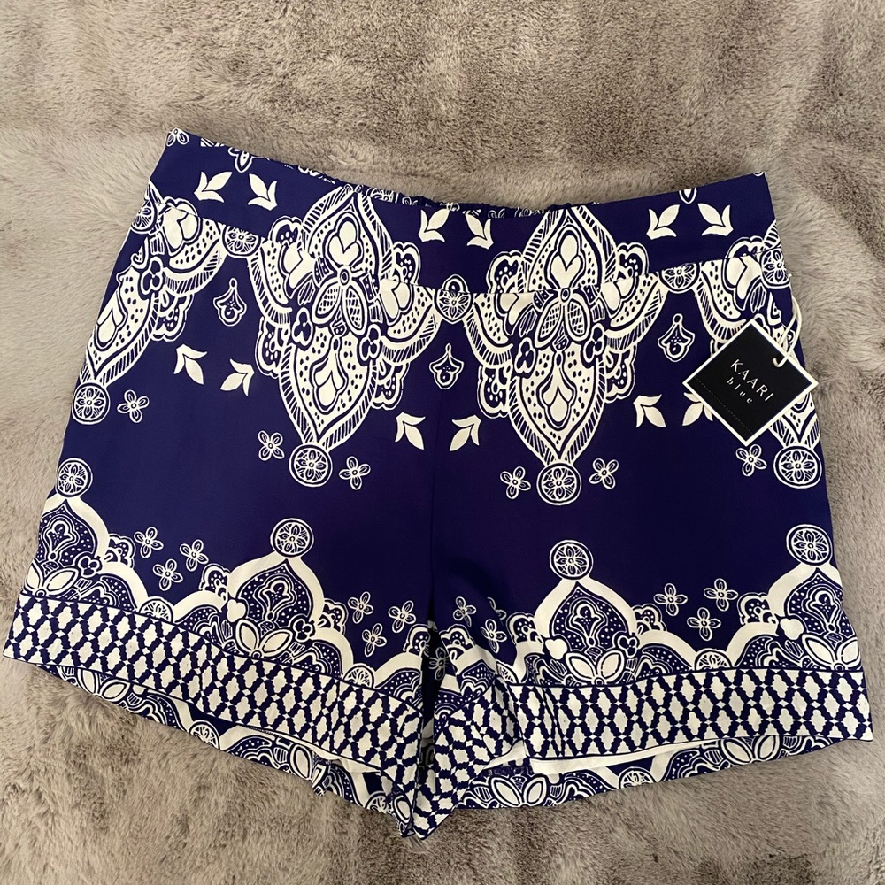 2/$25 or 3/$30….NWT. Kaari Blue pull on shorts (M)